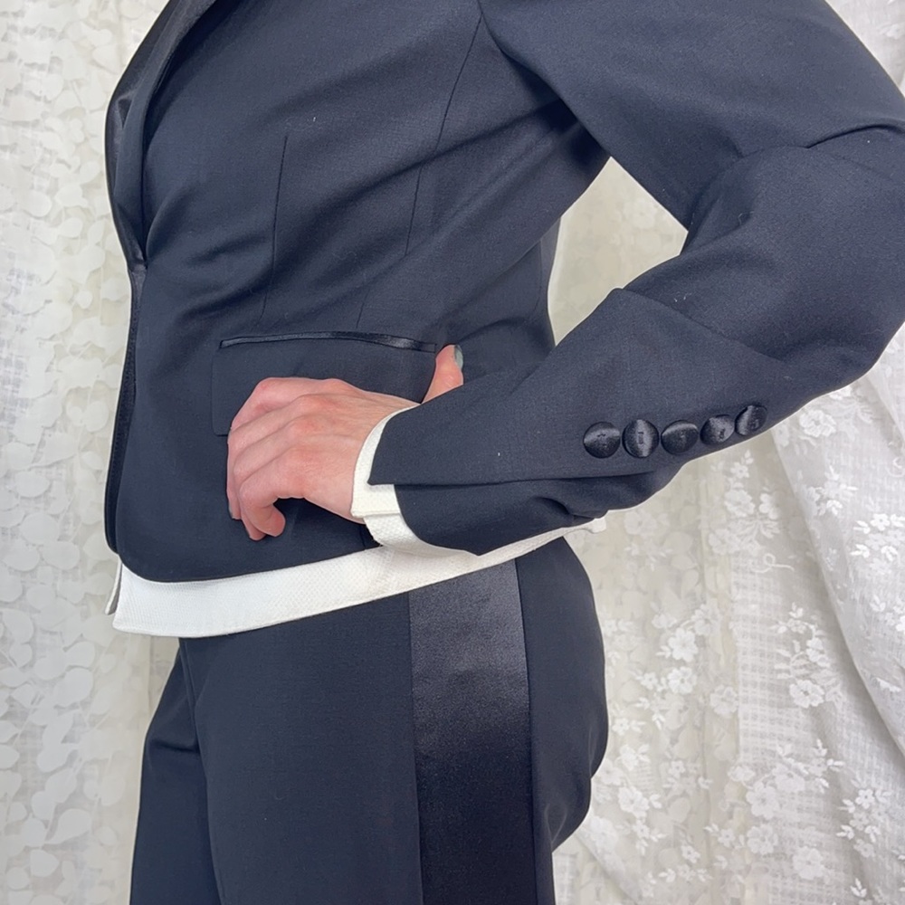 Tuxedo Suit Bcbg Nwt - image 5